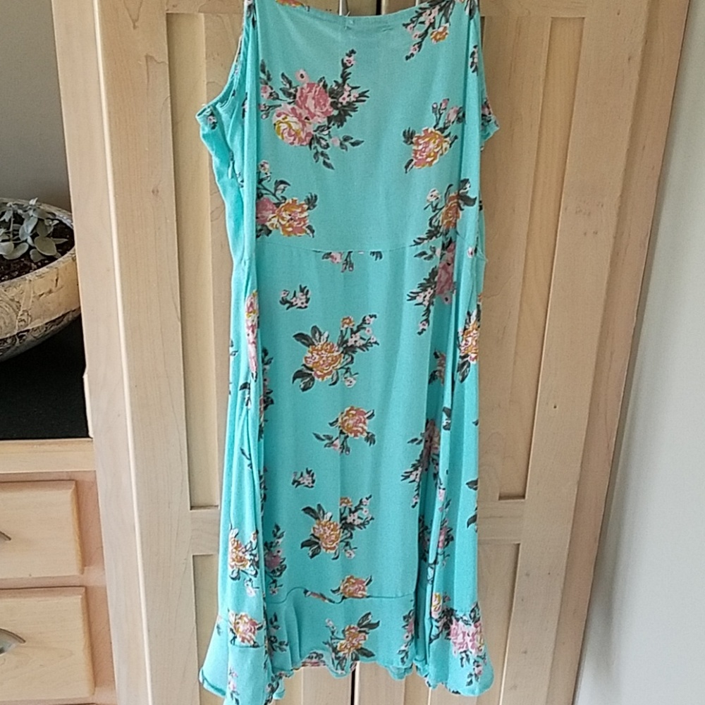 Floral Summer Short Dress RUE21 - Picture 4 of 4